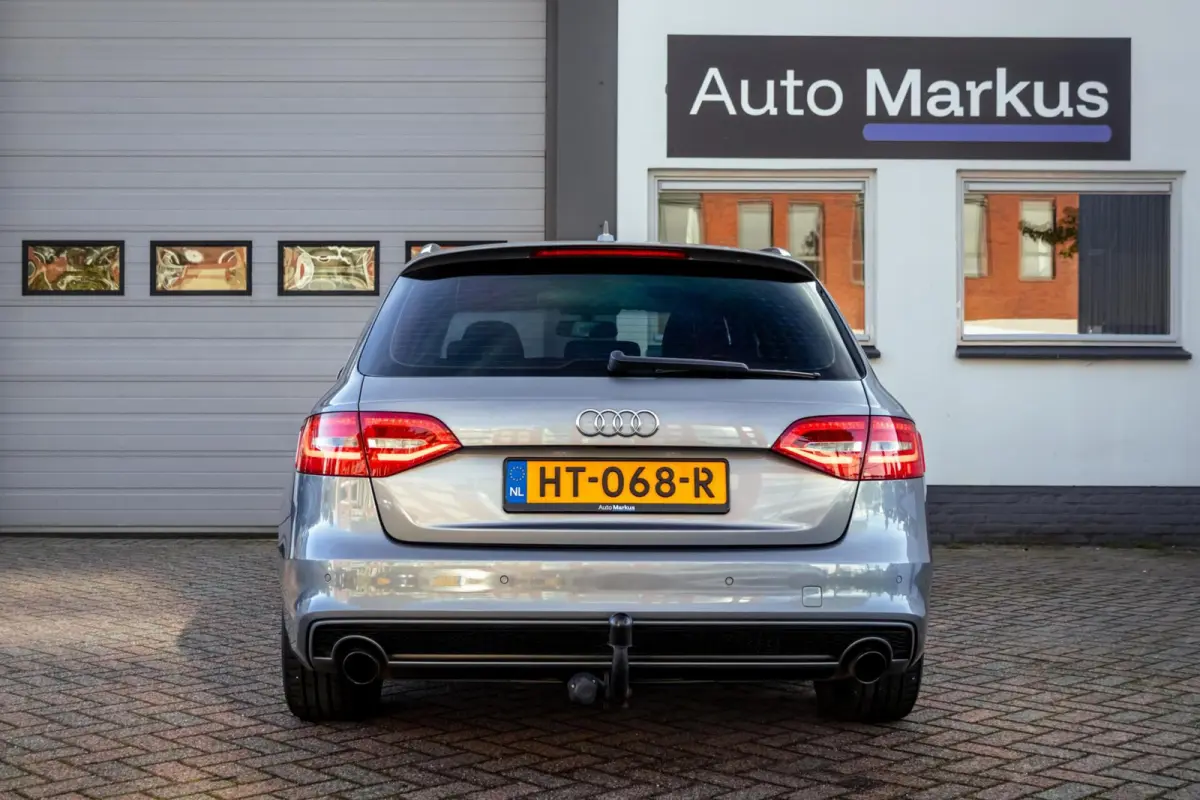 1.8 TFSI S-Line|Carplay|Trekhaak|PDC|Automaat|Half-Leder