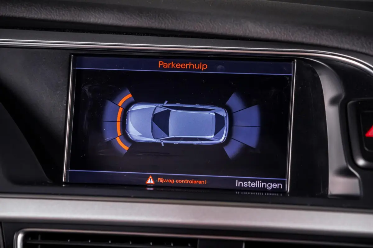 1.8 TFSI S-Line|Carplay|Trekhaak|PDC|Automaat|Half-Leder