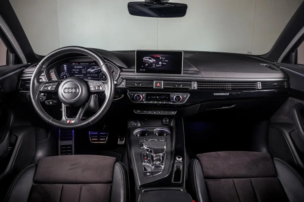 2.0 TFSI quattro S-Line |Pano|ACC|360|HUD|Keyless|Trekhaak|Matrix