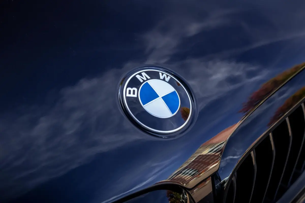 530i M-Sport|Pano|HUD|H&K|Nappa|Trekhaak|20"|Keyless
