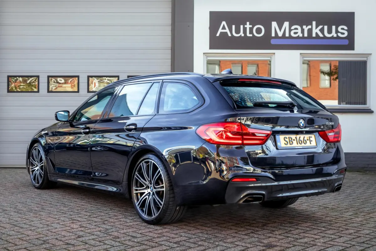 530i M-Sport|Pano|HUD|H&K|Nappa|Trekhaak|20"|Keyless