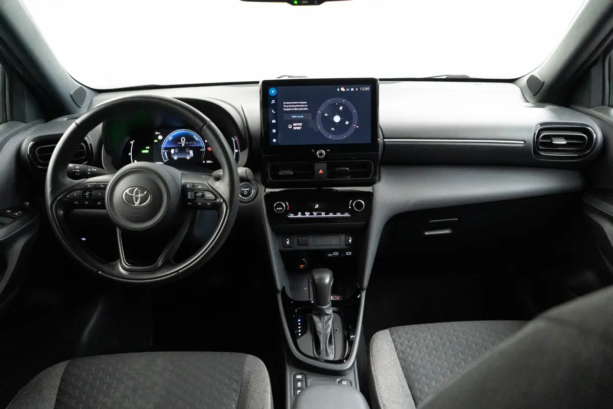 1.5 Hybrid 115 Dynamic | 1e Eigenaar! | LED | Stoel/Stuurverwarming | Clima | Camera | Cruise Adaptive | Parkeersensoren V+A | BLIS | Lichtmetalen Velgen