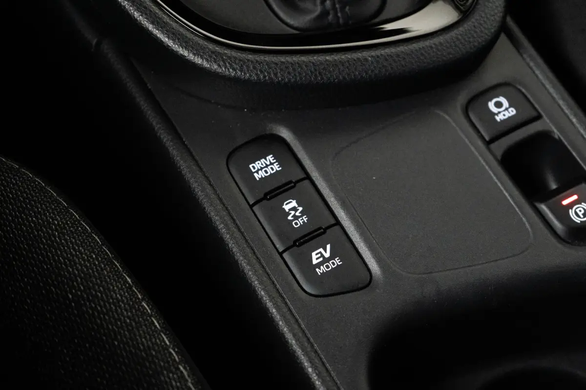 1.5 Hybrid 115 Dynamic | 1e Eigenaar! | LED | Stoel/Stuurverwarming | Clima | Camera | Cruise Adaptive | Parkeersensoren V+A | BLIS | Lichtmetalen Velgen