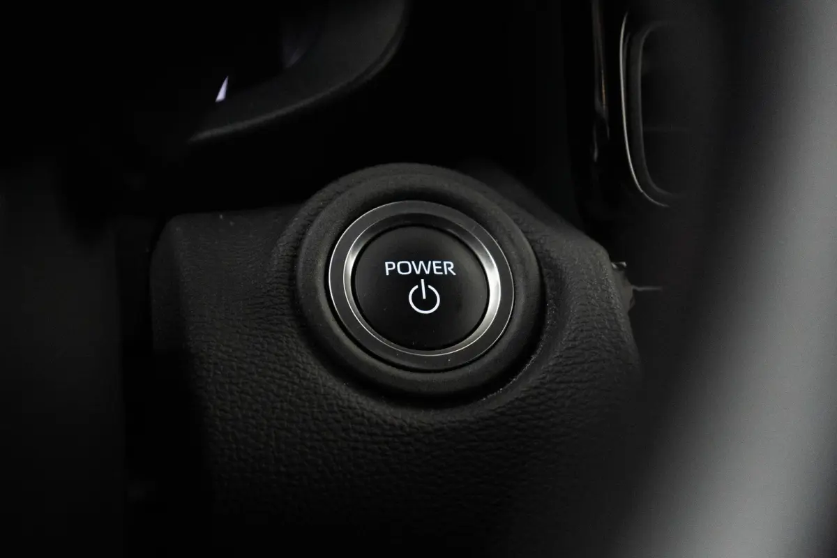1.5 Hybrid 115 Dynamic | 1e Eigenaar! | LED | Stoel/Stuurverwarming | Clima | Camera | Cruise Adaptive | Parkeersensoren V+A | BLIS | Lichtmetalen Velgen