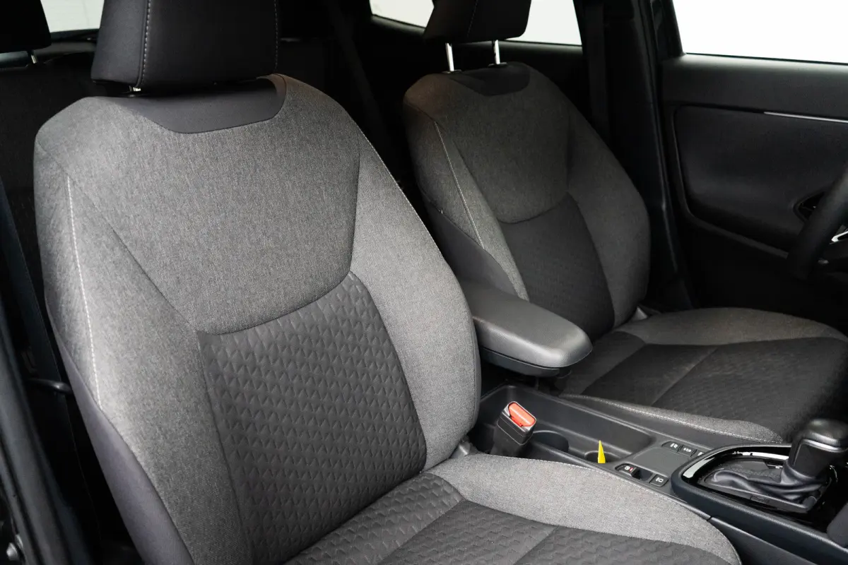 1.5 Hybrid 115 Dynamic | 1e Eigenaar! | LED | Stoel/Stuurverwarming | Clima | Camera | Cruise Adaptive | Parkeersensoren V+A | BLIS | Lichtmetalen Velgen