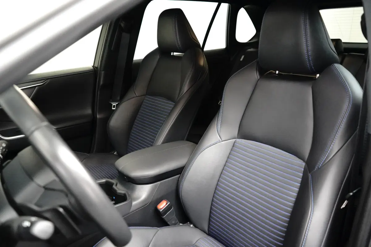 2.5 Hybrid Style BI-Tone | 1e Eigenaar! | JBL | LED | Half Leder | Stoel/Stuur Verwarming | Clima | Camera | Navi | Cruise Adaptive | Keyless | Lichtmetalen Velgen