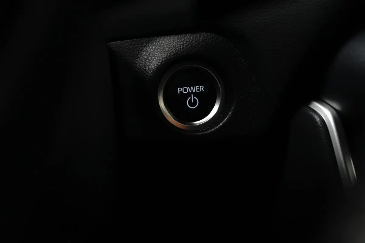 2.5 Hybrid Style BI-Tone | 1e Eigenaar! | JBL | LED | Half Leder | Stoel/Stuur Verwarming | Clima | Camera | Navi | Cruise Adaptive | Keyless | Lichtmetalen Velgen
