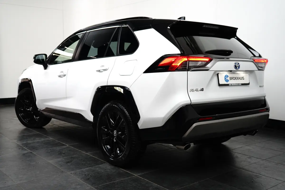 2.5 Hybrid Style BI-Tone | 1e Eigenaar! | JBL | LED | Half Leder | Stoel/Stuur Verwarming | Clima | Camera | Navi | Cruise Adaptive | Keyless | Lichtmetalen Velgen
