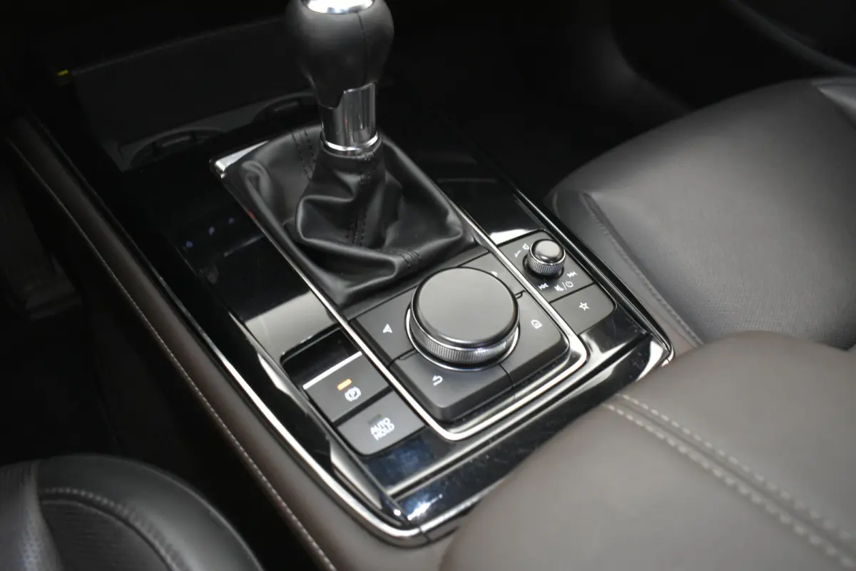 2.0 e-SkyActiv-X M Hybrid Luxury El aKlep+Stoel Bose Headup Vol leder Dodh