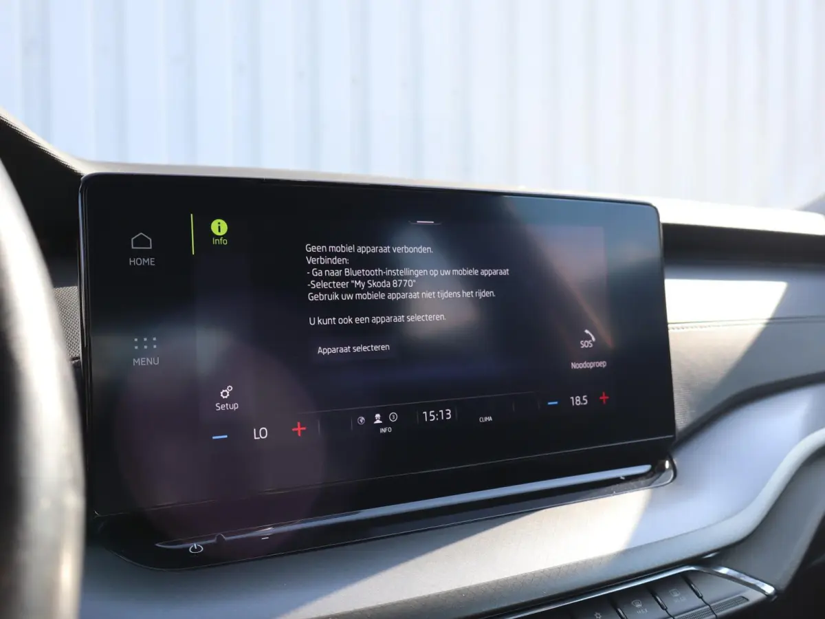 1.0 TSI 110pk Ambition | Cruise Control | Apple Carplay/Android Auto | LED Koplampen | Parkeersensor Achter
