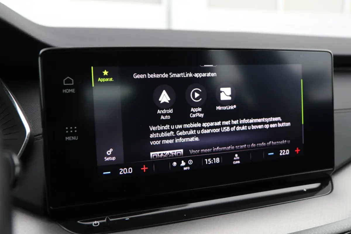 1.0 TSI 110pk Ambition | Navigatie | Smart Link | Parkeersensoren Achter