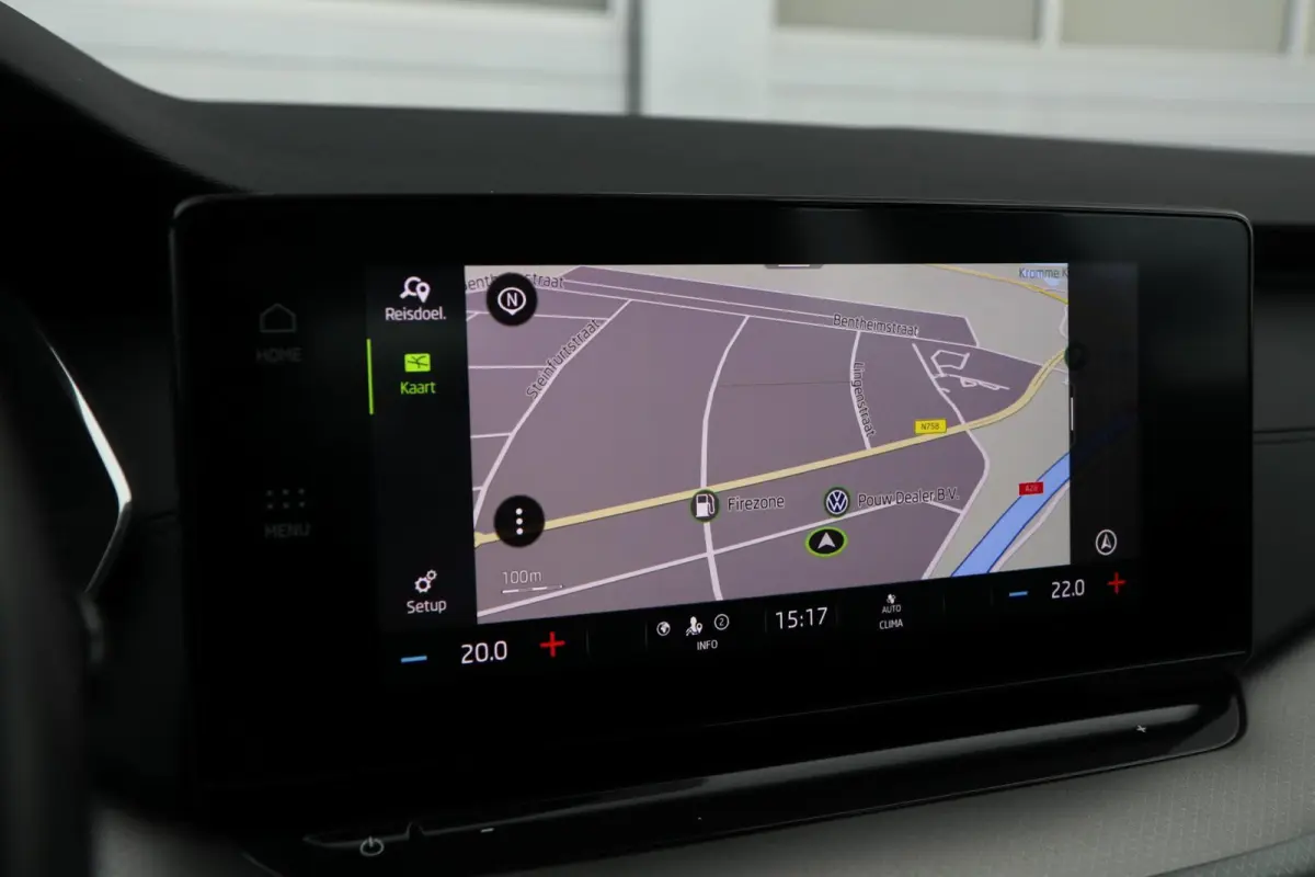 1.0 TSI 110pk Ambition | Navigatie | Smart Link | Parkeersensoren Achter