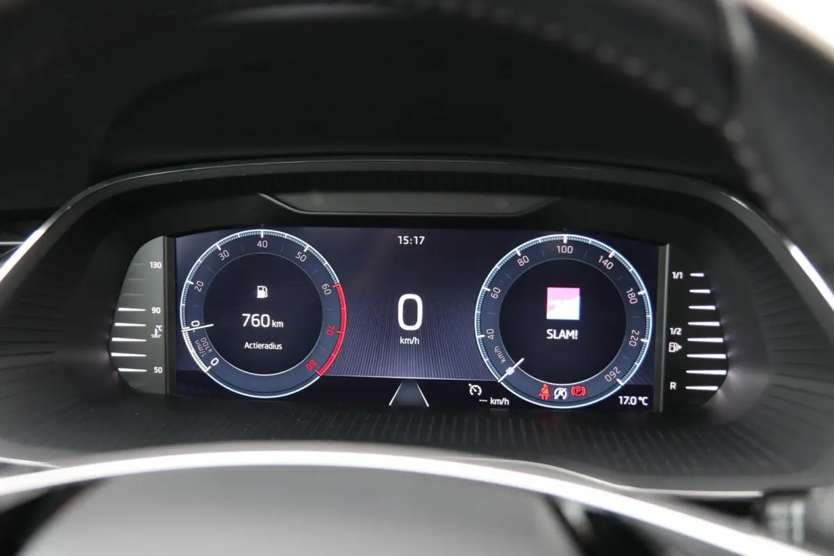 1.0 TSI 110pk Ambition | Navigatie | Smart Link | Parkeersensoren Achter