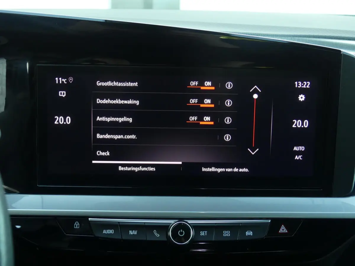 1.2 Turbo Ultimate 130PK AUTOMAAT CAMERA/ADAP.CRUISE/DIG.COCKPIT/STOEL+STUURVERW.