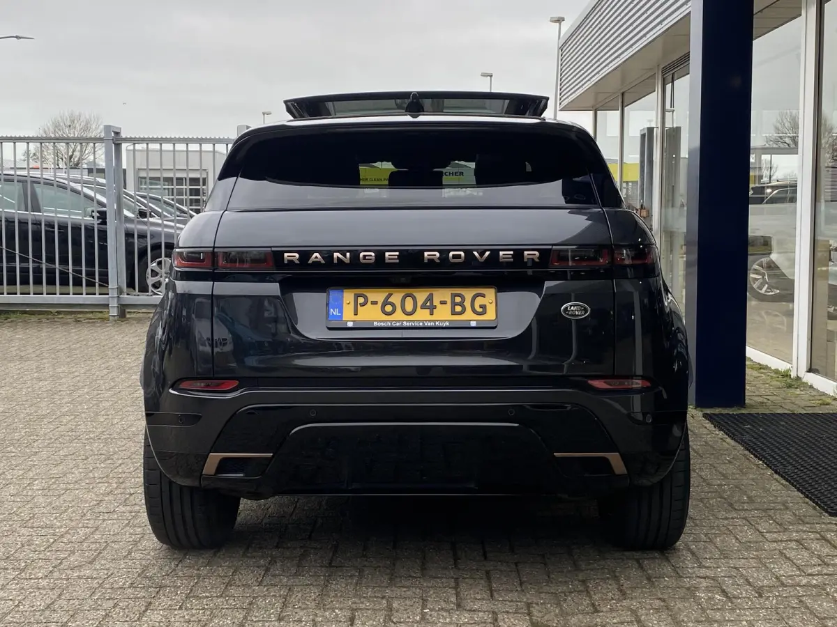 1.5 P300e AWD Autobiography / Automaat / NL-Auto / 1e-Eigenaar / 93,6% SOH / Dealer-Onderhouden / Vol-Leder / Alcantara-Dakhemel / Open-Panodak / Stuur- en Stoelverwarming / Stoelkoeling voo