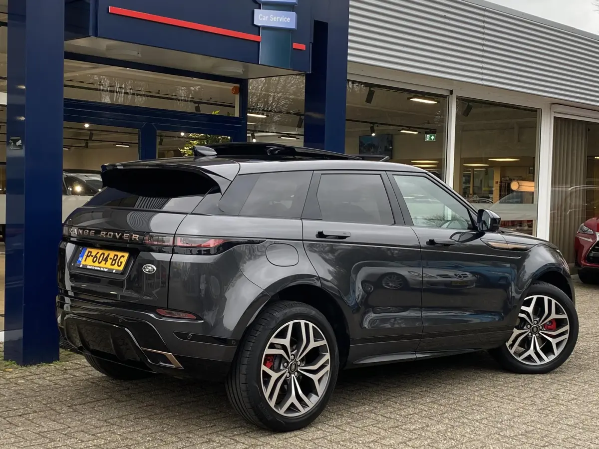 1.5 P300e AWD Autobiography / Automaat / NL-Auto / 1e-Eigenaar / 93,6% SOH / Dealer-Onderhouden / Vol-Leder / Alcantara-Dakhemel / Open-Panodak / Stuur- en Stoelverwarming / Stoelkoeling voo
