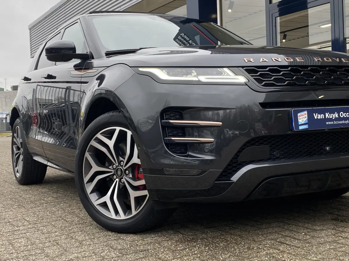 1.5 P300e AWD Autobiography / Automaat / NL-Auto / 1e-Eigenaar / 93,6% SOH / Dealer-Onderhouden / Vol-Leder / Alcantara-Dakhemel / Open-Panodak / Stuur- en Stoelverwarming / Stoelkoeling voo