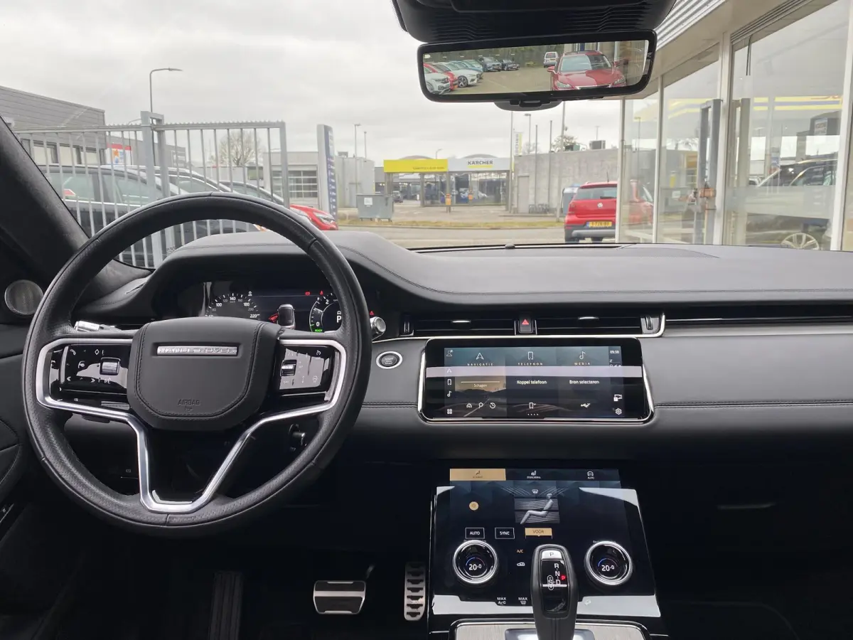 1.5 P300e AWD Autobiography / Automaat / NL-Auto / 1e-Eigenaar / 93,6% SOH / Dealer-Onderhouden / Vol-Leder / Alcantara-Dakhemel / Open-Panodak / Stuur- en Stoelverwarming / Stoelkoeling voo