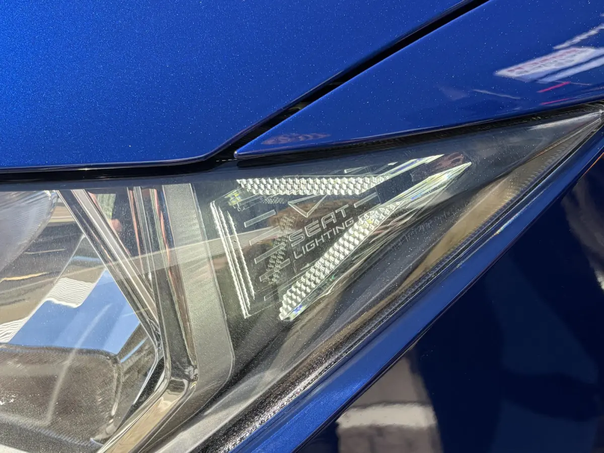 1.0 TSI Xcellence Business Intense / Automaat / NL-Auto / 76.000 KM / Adaptieve Cruise-Control / Apple-Carplay & Android-Auto / Draadloze-Telefoonlader / Keyless / Climate-Control / PDC met 