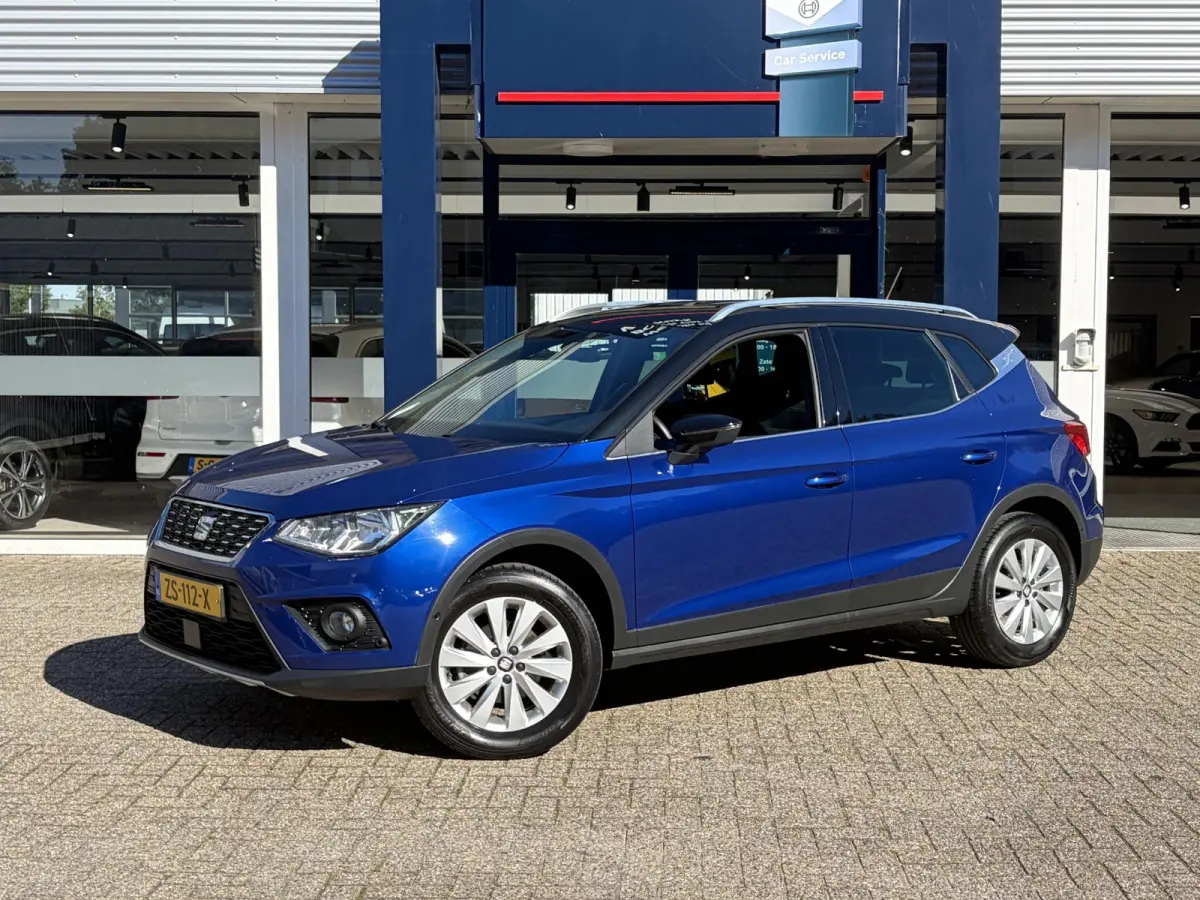 1.0 TSI Xcellence Business Intense / Automaat / NL-Auto / 76.000 KM / Adaptieve Cruise-Control / Apple-Carplay & Android-Auto / Draadloze-Telefoonlader / Keyless / Climate-Control / PDC met 