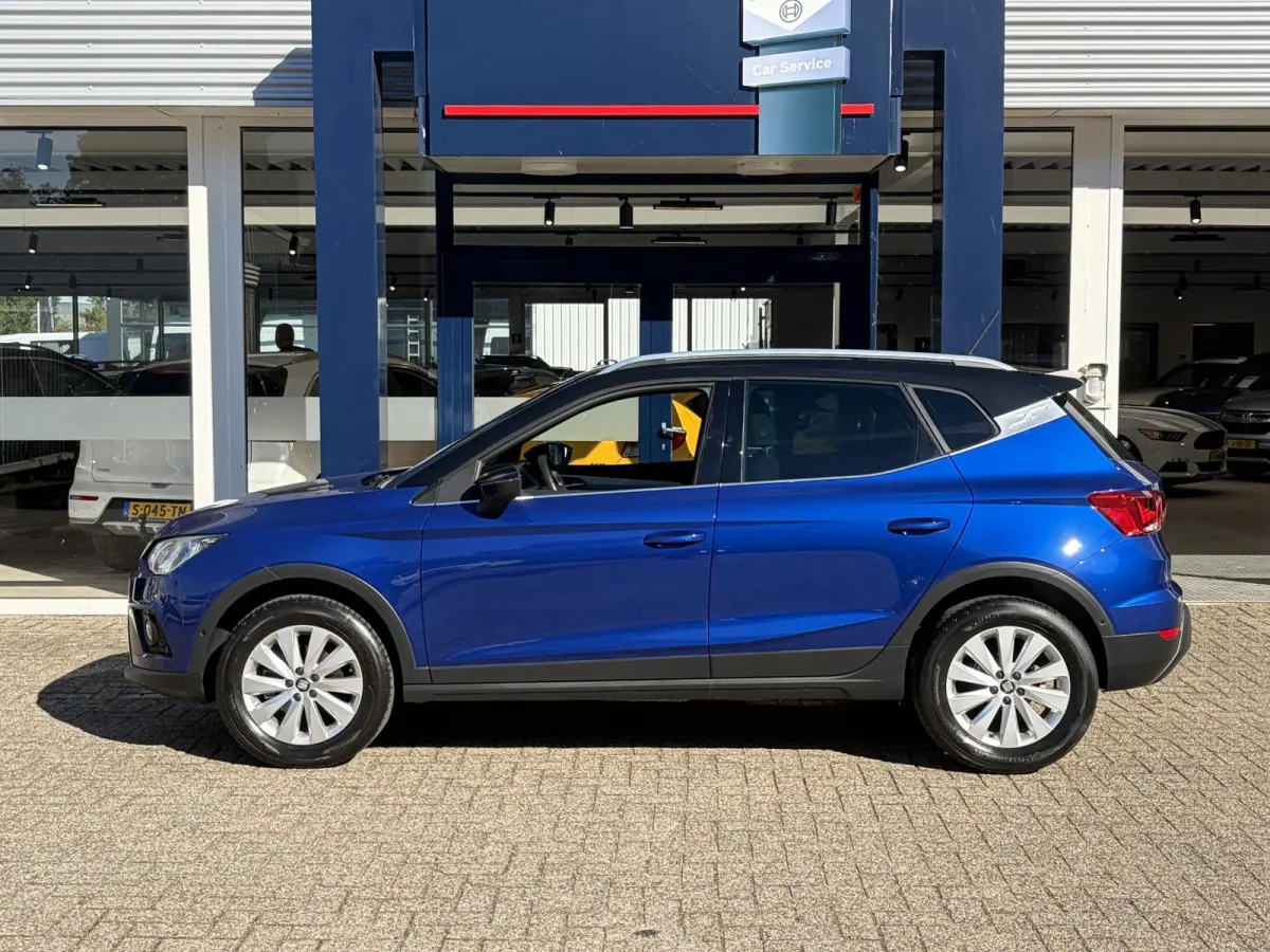 1.0 TSI Xcellence Business Intense / Automaat / NL-Auto / 76.000 KM / Adaptieve Cruise-Control / Apple-Carplay & Android-Auto / Draadloze-Telefoonlader / Keyless / Climate-Control / PDC met 