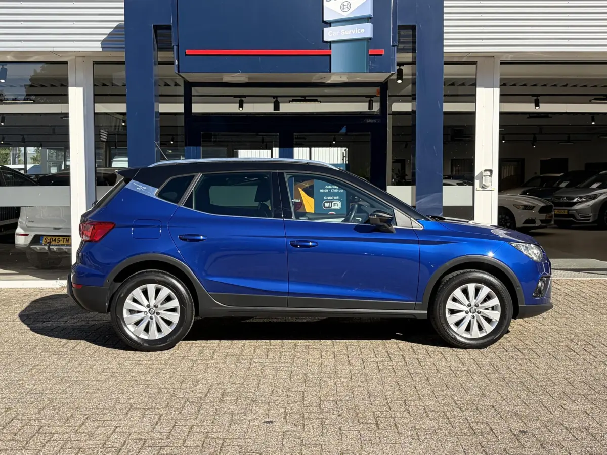 1.0 TSI Xcellence Business Intense / Automaat / NL-Auto / 76.000 KM / Adaptieve Cruise-Control / Apple-Carplay & Android-Auto / Draadloze-Telefoonlader / Keyless / Climate-Control / PDC met 