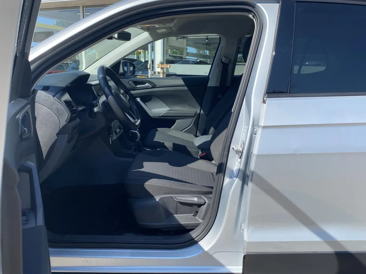 1.0 TSI Life / Automaat / 74.000 Km / Radio-Bluetooth / Navi / Stoelverwarming / adaptieve Cruise-Control / Climate-Control / Lane-Assist / Getint Glas / ELKTR-Pakket / PDC V+A / LMV 16'' / 