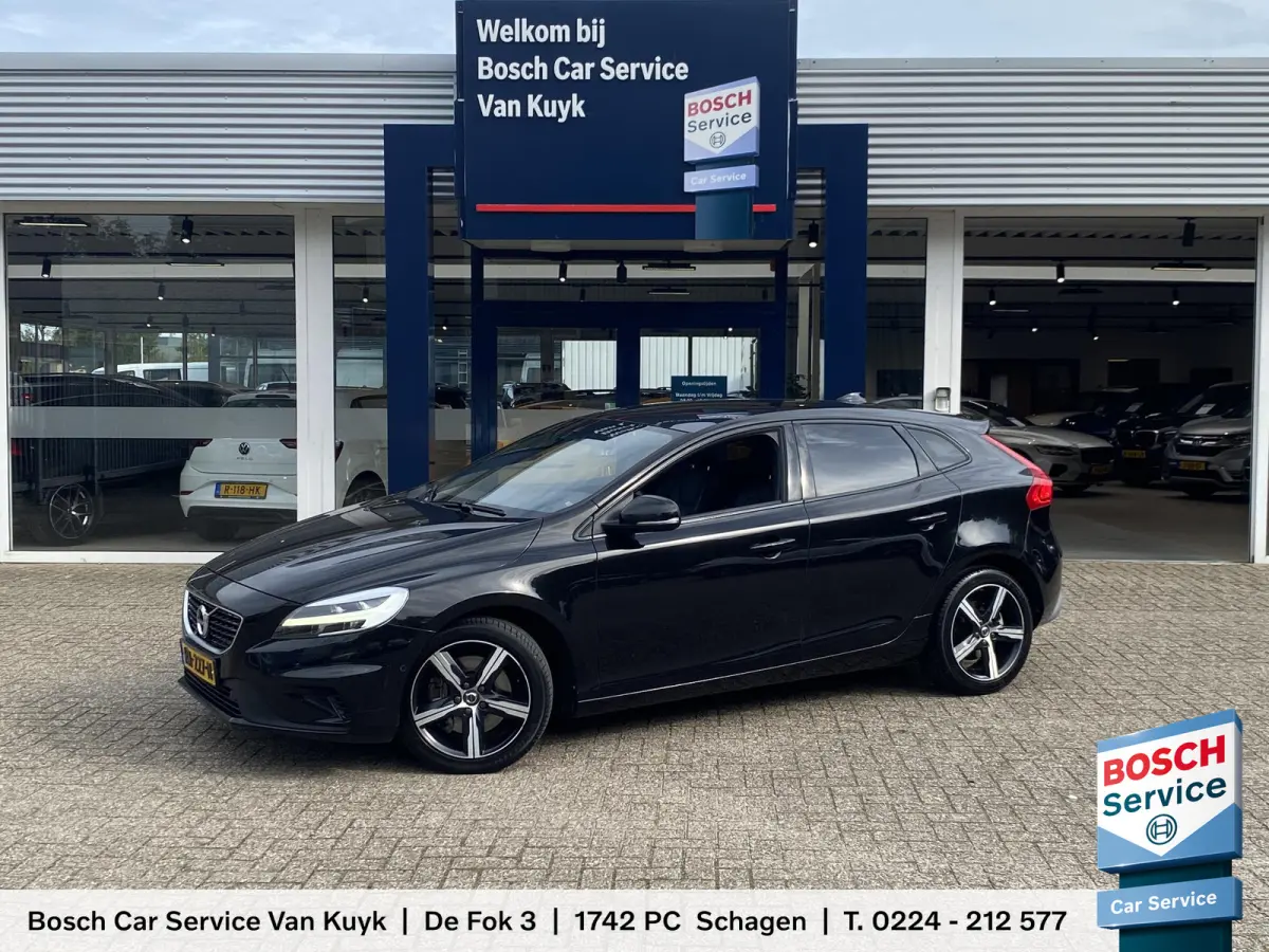 2.0 T4 Business Sport / NL-Auto / Vol-Leder / Panodak / Stoelverwarming / Cruise-Control / Climate-Control / Keyless / LED / Radio-Bluetooth / Navi / PDC met Camera / 17'' LMV / ENZ.