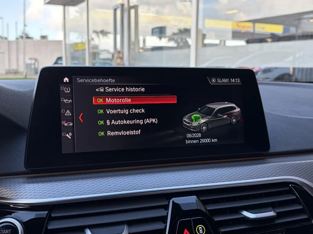 520i High Executive / M-Sport Pakket / Automaat / Dealer-Onderhouden / Head-Up Display / Vol-Lederen Sportstoelen / Elektr.-Verstelbare Stoelen met Geheugen / Elektr.-Wegklapbare Trekhaak / 