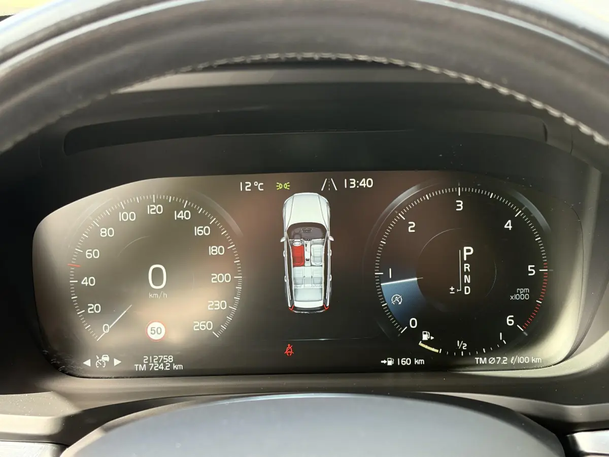 2.0 D4 AWD Intro Edition / Polestar-Engineered / Automaat / NL-Auto / Dealer-Onderhouden / Vol-Leder / Stoelverwarming V+A / Stuurverwarming / Adaptieve Cruise-Control / Elektr.-Wegklapbare 