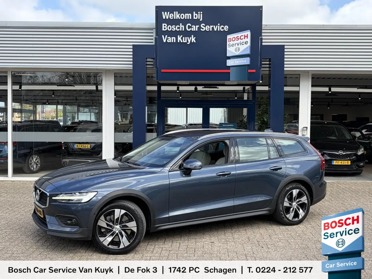2.0 D4 AWD Intro Edition / Polestar-Engineered / Automaat / NL-Auto / Dealer-Onderhouden / Vol-Leder / Stoelverwarming V+A / Stuurverwarming / Adaptieve Cruise-Control / Elektr.-Wegklapbare 