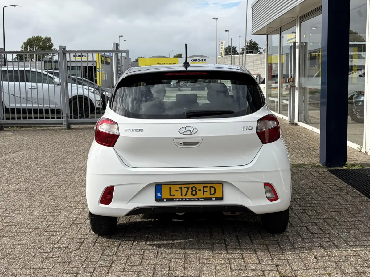 1.0 Comfort Smart 5-zits / 5-Deurs / NL-Auto / Dealer-Onderhouden / Cruise-Control / Apple-Carplay & Android-Auto / DAB Radio-Bluetooth / Navi / Camera / ENZ.
