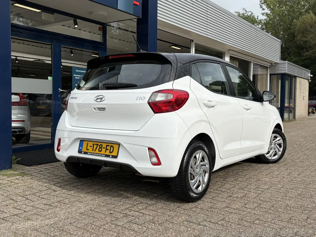 1.0 Comfort Smart 5-zits / 5-Deurs / NL-Auto / Dealer-Onderhouden / Cruise-Control / Apple-Carplay & Android-Auto / DAB Radio-Bluetooth / Navi / Camera / ENZ.