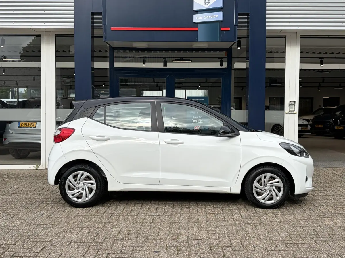 1.0 Comfort Smart 5-zits / 5-Deurs / NL-Auto / Dealer-Onderhouden / Cruise-Control / Apple-Carplay & Android-Auto / DAB Radio-Bluetooth / Navi / Camera / ENZ.