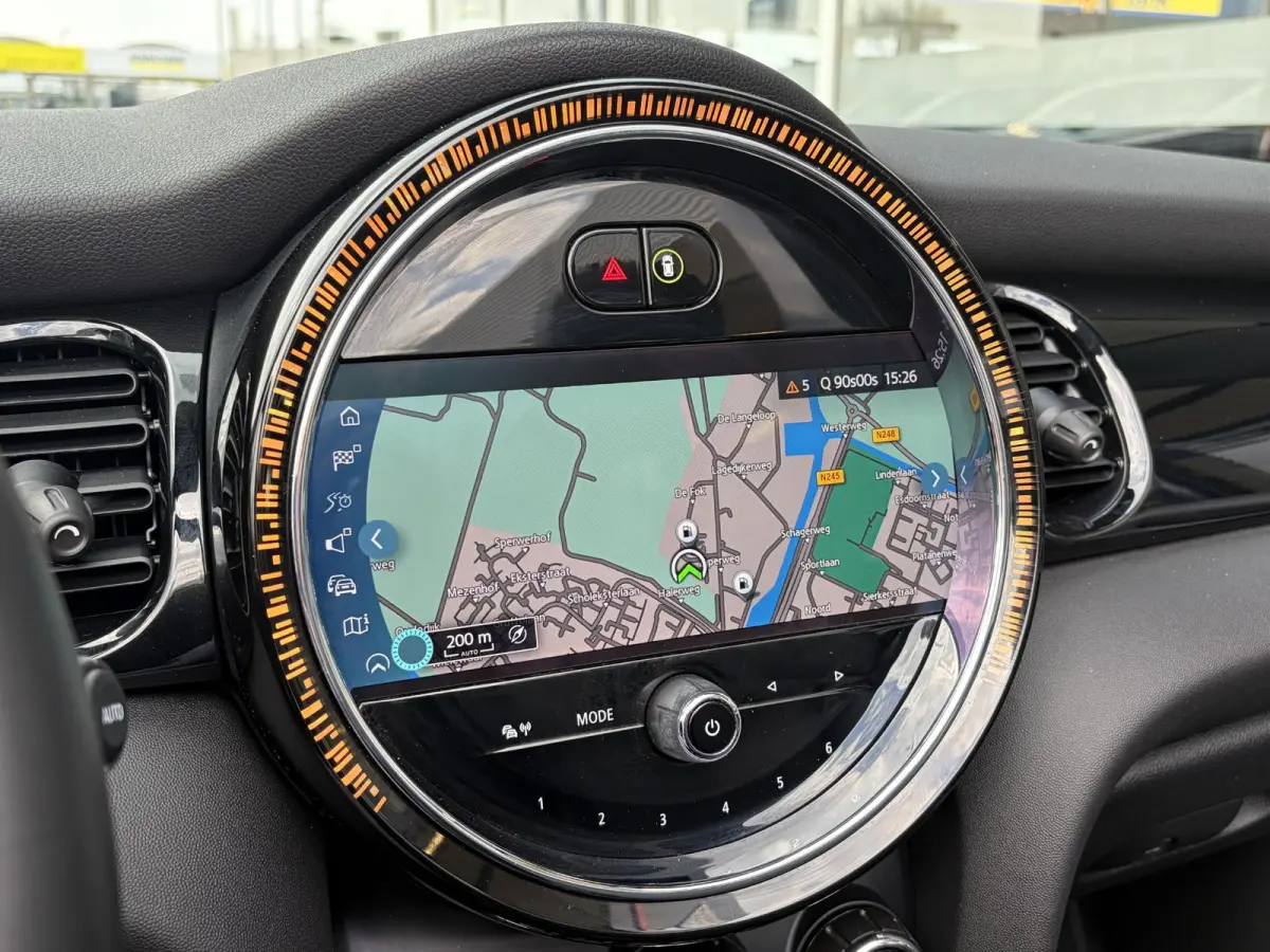 1.5 Classic / Automaat / NL-Auto / Dealer-Onderhouden / Vol-Leder / Stoelverwarming / Cruise-Control / Climate-Control / Apple-Carplay & Android-Auto / Instapverlichting / LED / Keyless / DA