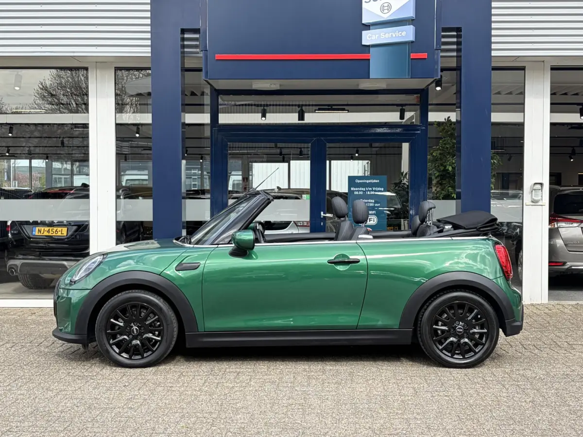 1.5 Classic / Automaat / NL-Auto / Dealer-Onderhouden / Vol-Leder / Stoelverwarming / Cruise-Control / Climate-Control / Apple-Carplay & Android-Auto / Instapverlichting / LED / Keyless / DA
