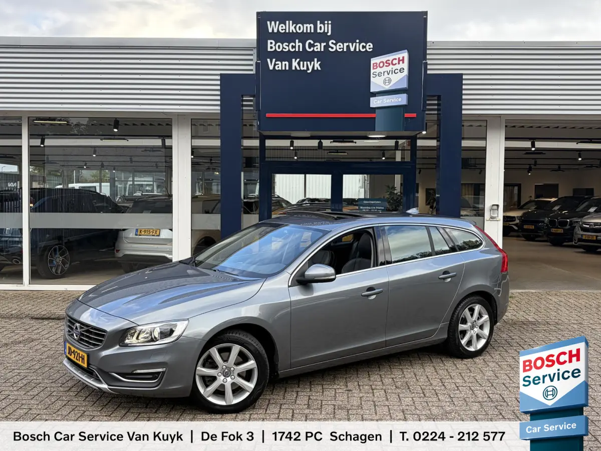 2.0 T4 Nordic+ / Luxury / NL-Auto / Dealer-Onderhouden / Vol-Leder / Schuif-Kanteldak / Standkachel / Xenon / Elektr.-Stoelen met Geheugen / Radio-Bluetooth / Navi / Camera / Stoelverwarming