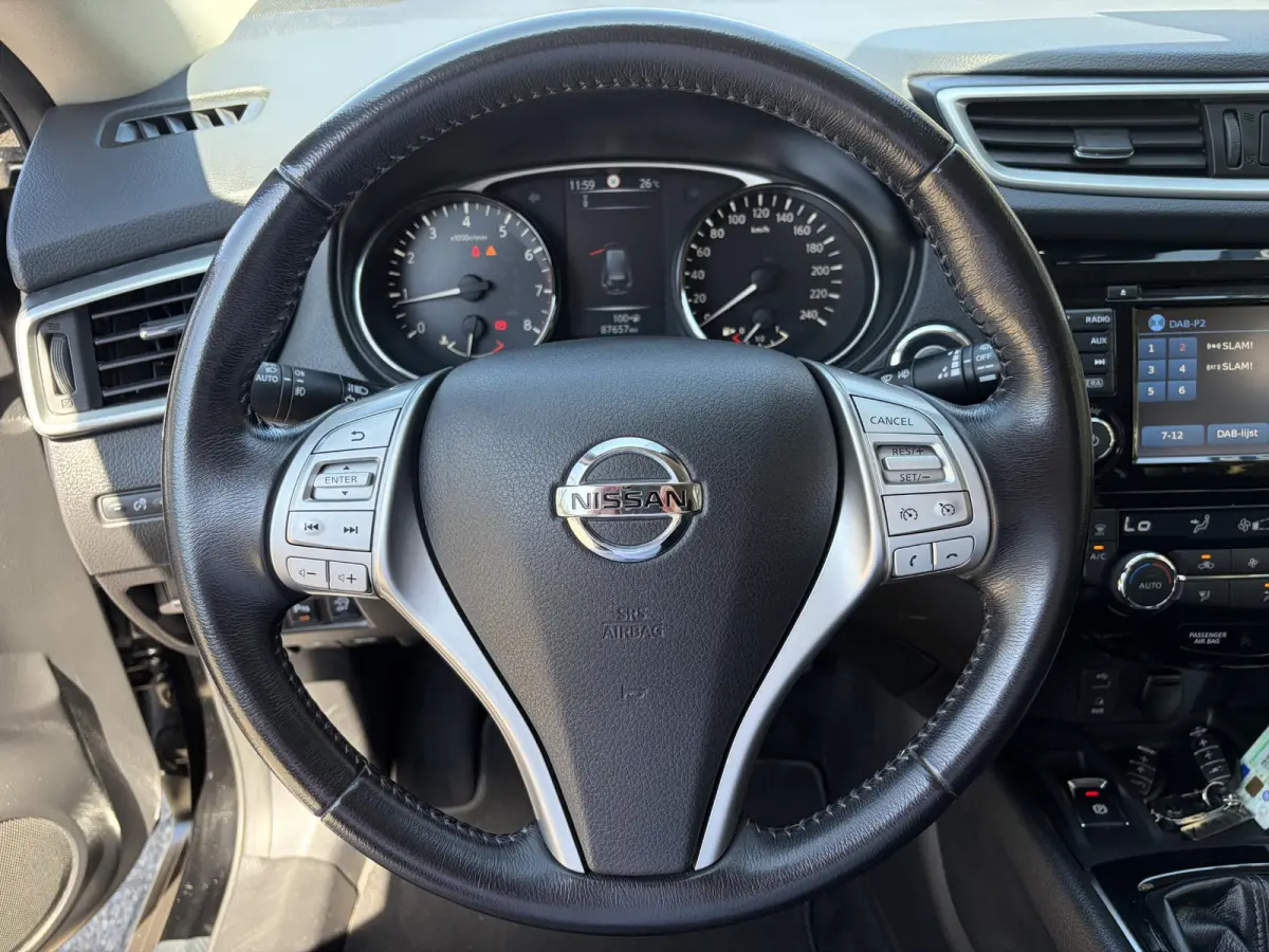 1.6 DIG-T N-Connecta / NL-Auto / 87.000 KM / Open-Panodak / Afneembare-Trekhaak / Cruise-Control / Climate-Control / Elektr.-Achterklep / Keyless / DAB Radio-Bluetooth / Navi / Rondom-Camera