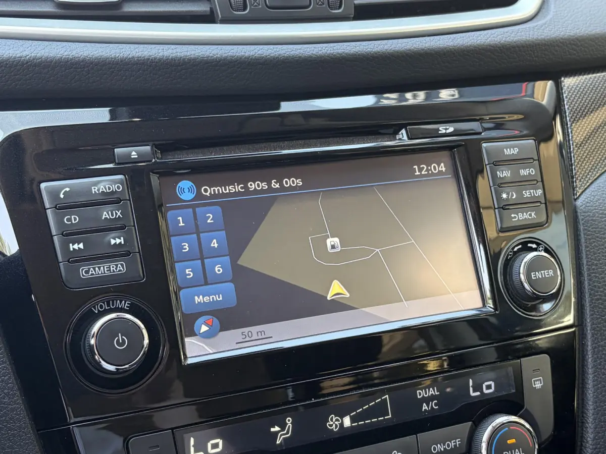 1.6 DIG-T N-Connecta / NL-Auto / 87.000 KM / Open-Panodak / Afneembare-Trekhaak / Cruise-Control / Climate-Control / Elektr.-Achterklep / Keyless / DAB Radio-Bluetooth / Navi / Rondom-Camera
