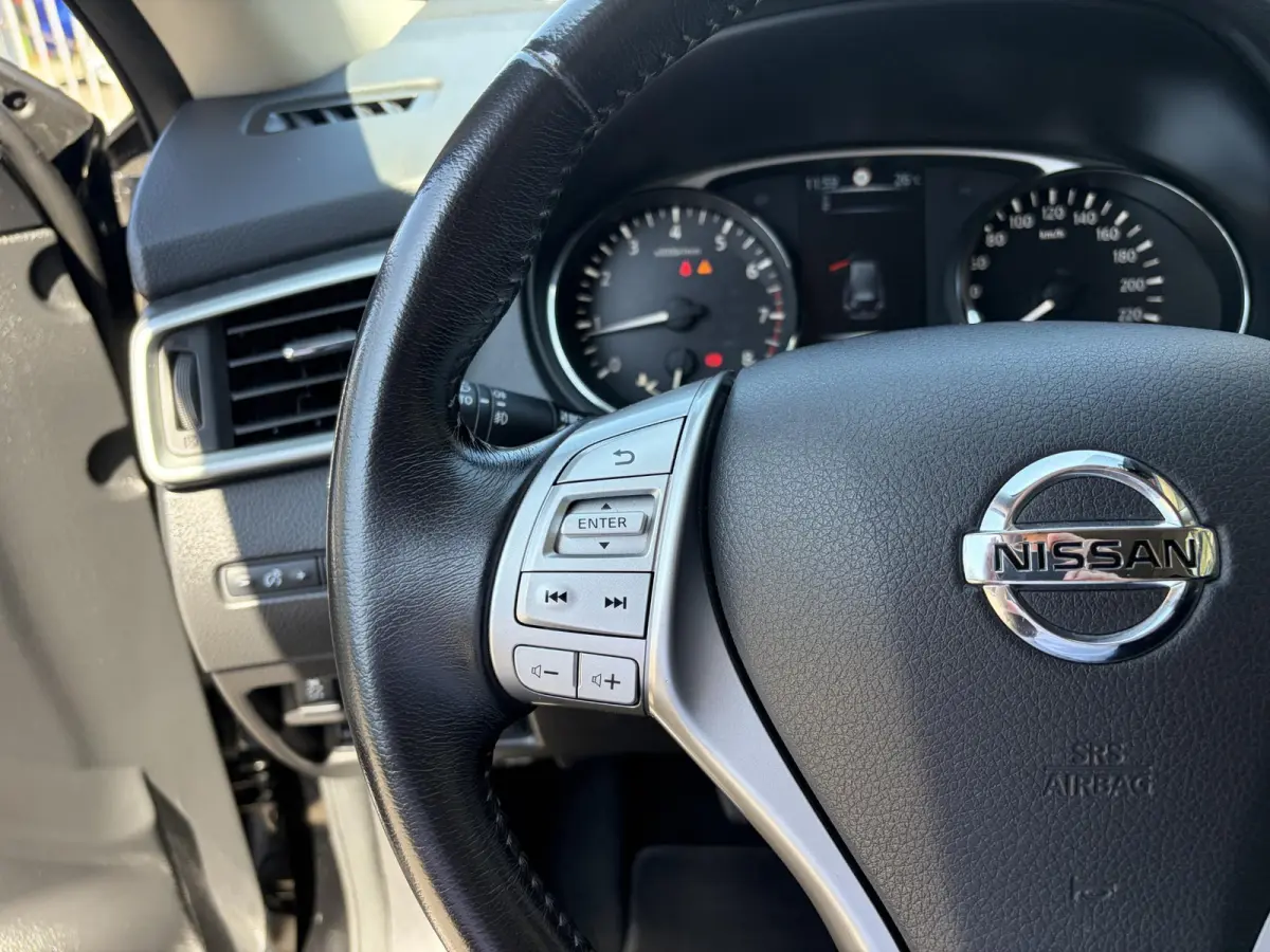 1.6 DIG-T N-Connecta / NL-Auto / 87.000 KM / Open-Panodak / Afneembare-Trekhaak / Cruise-Control / Climate-Control / Elektr.-Achterklep / Keyless / DAB Radio-Bluetooth / Navi / Rondom-Camera