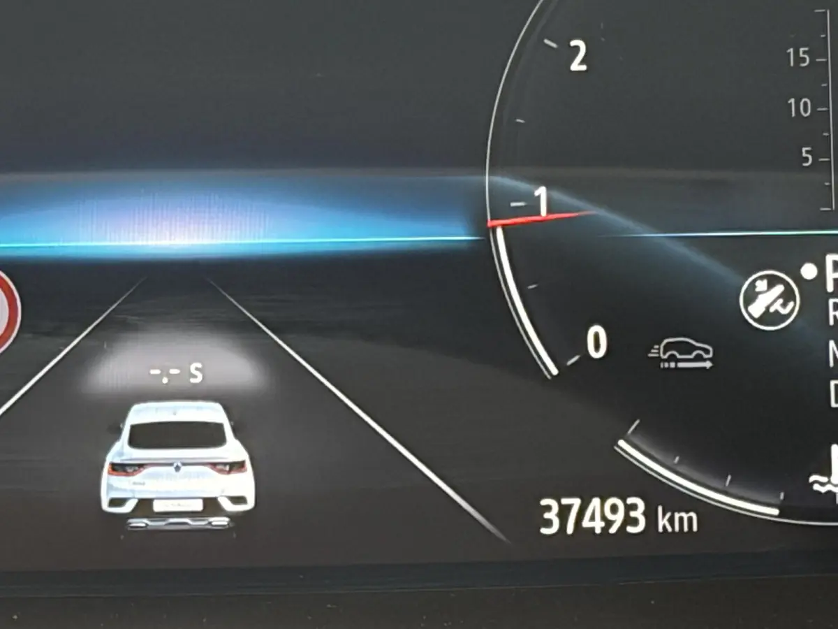1.3 TCe 140 / Automaat / Adaptieve Cruise-Control / Stoel-/Stuurverwarming / Elektr.-Stoelen / Apple-Carplay & Android-Auto / Draadloze-Telefoonlader / Dodehoek-Detectie / Keyless / LED / Cl