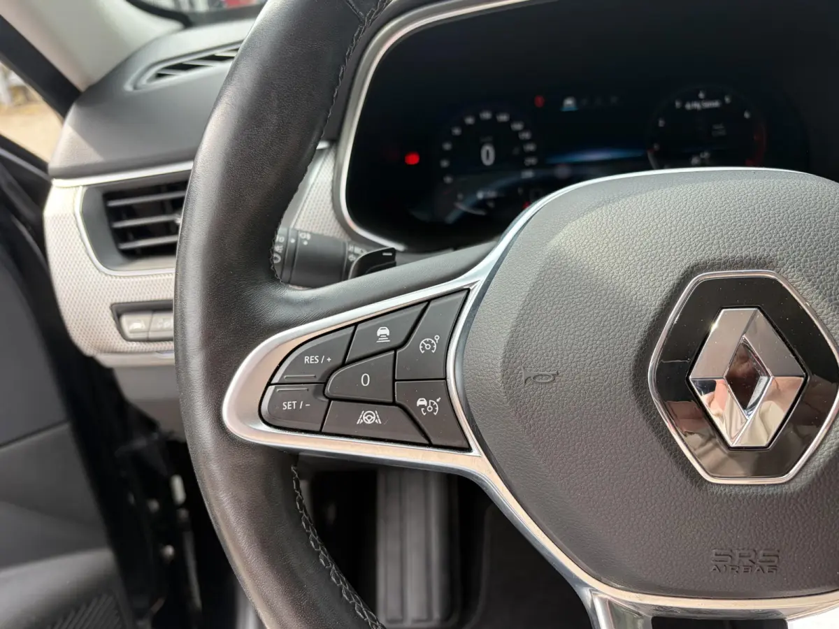 1.3 TCe 140 / Automaat / Adaptieve Cruise-Control / Stoel-/Stuurverwarming / Elektr.-Stoelen / Apple-Carplay & Android-Auto / Draadloze-Telefoonlader / Dodehoek-Detectie / Keyless / LED / Cl
