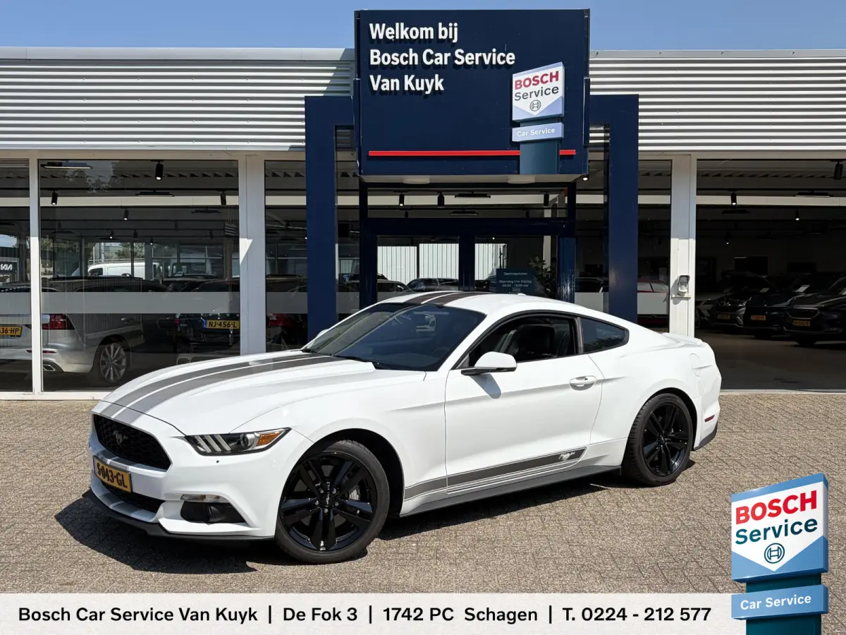 2.3 EcoBoost / 317 PK / Automaat / Race-Striping / Borla Performance sport-uitlaat / Vol-lederen stoelen mét verwarming en koeling / Keyless entry / Schakelflippers stuurwiel / Xenon lampen