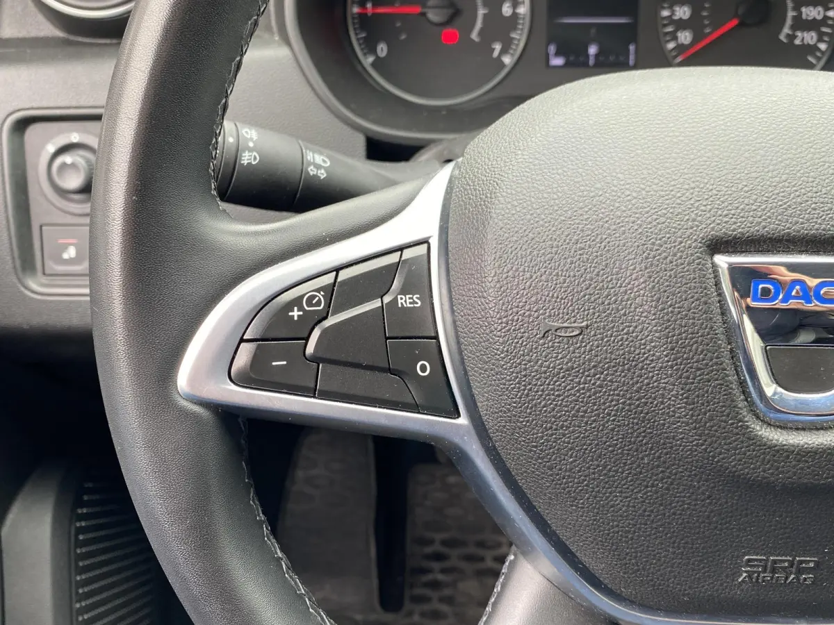 1.0 TCe Bi-Fuel Prestige / Apple-Carplay & Android-Auto / DAB / Navi / Camera / Airco / Cruise-Control / Getint Glas / ELKTR-Pakket / PDC Achter / LMV 17'' / Dakdragers / ENZ.