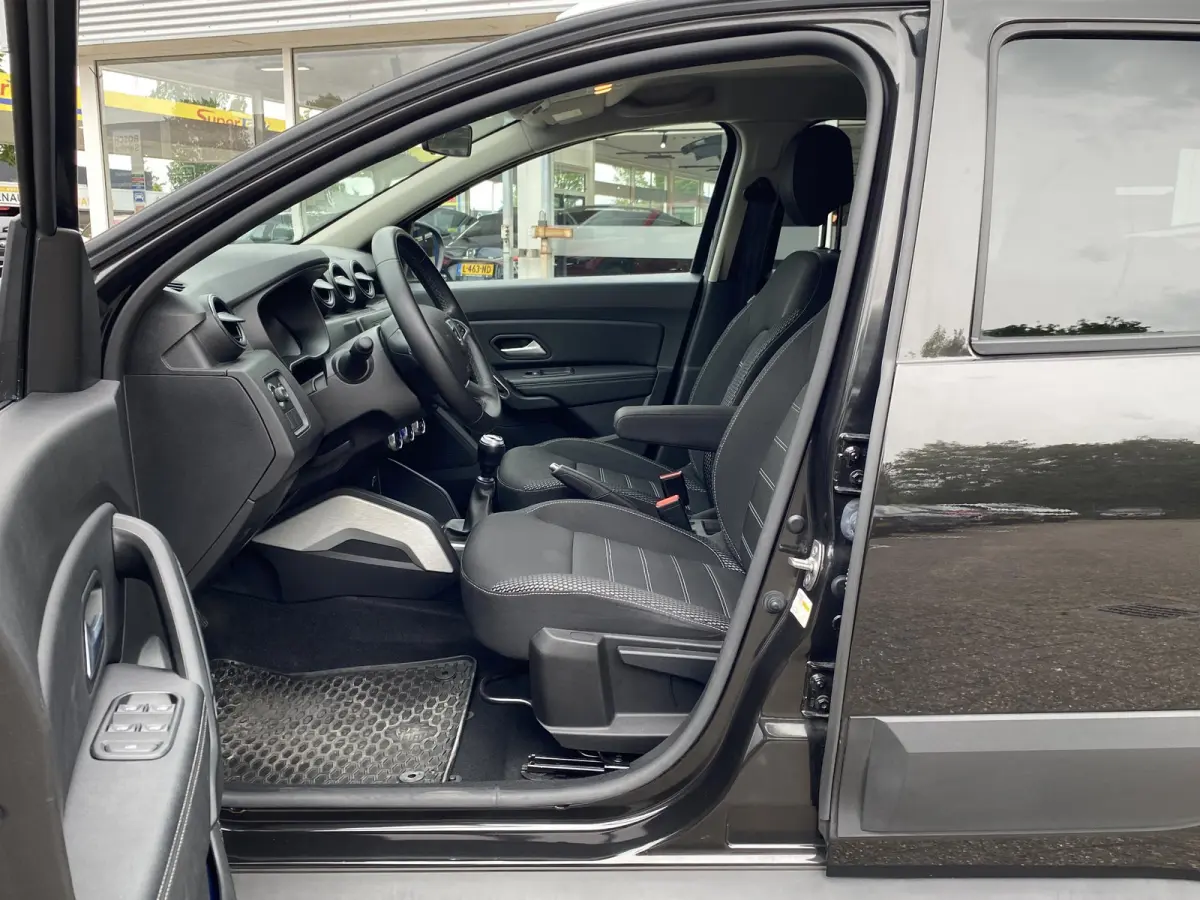 1.0 TCe Bi-Fuel Prestige / Apple-Carplay & Android-Auto / DAB / Navi / Camera / Airco / Cruise-Control / Getint Glas / ELKTR-Pakket / PDC Achter / LMV 17'' / Dakdragers / ENZ.
