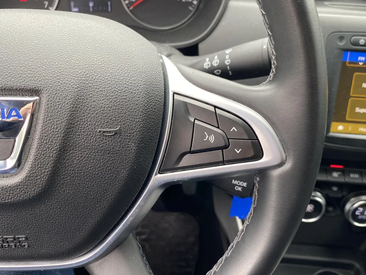 1.0 TCe Bi-Fuel Prestige / Apple-Carplay & Android-Auto / DAB / Navi / Camera / Airco / Cruise-Control / Getint Glas / ELKTR-Pakket / PDC Achter / LMV 17'' / Dakdragers / ENZ.