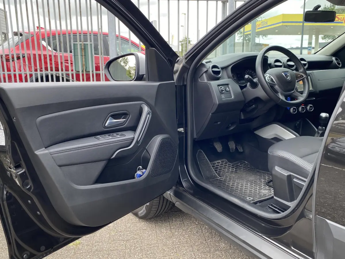 1.0 TCe Bi-Fuel Prestige / Apple-Carplay & Android-Auto / DAB / Navi / Camera / Airco / Cruise-Control / Getint Glas / ELKTR-Pakket / PDC Achter / LMV 17'' / Dakdragers / ENZ.