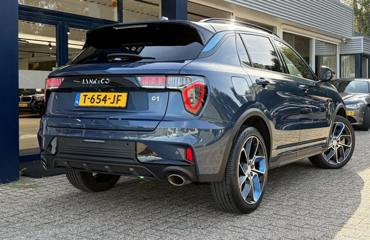 1.5 / Zwarte-Dakhemel / Automaat / NL-Auto / Dealer-Onderhouden / 262 PK / Open-Panodak / Adaptieve Cruise-Control Stop&Go / Stoelverwarming / Infinity Premium Audio / 360°-Camera / Elektr.