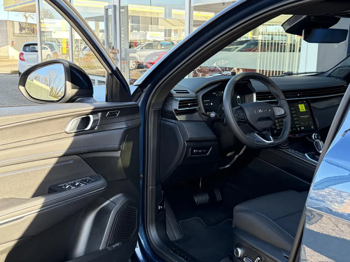 1.5 / Zwarte-Dakhemel / Automaat / NL-Auto / Dealer-Onderhouden / 262 PK / Open-Panodak / Adaptieve Cruise-Control Stop&Go / Stoelverwarming / Infinity Premium Audio / 360°-Camera / Elektr.