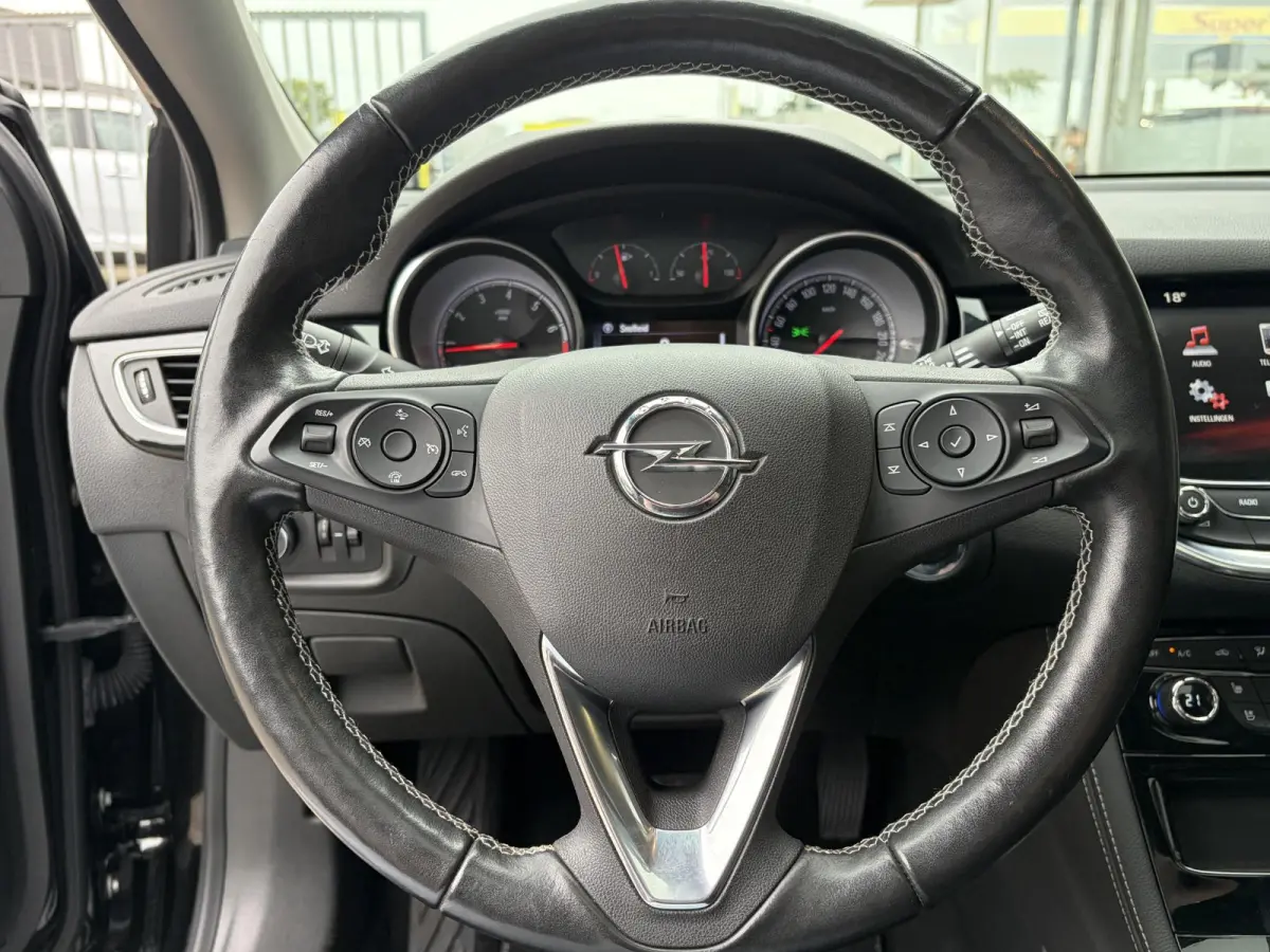 1.6 Turbo Business Executive / Automaat / 200 PK / NL-Auto / Schuif-Kanteldak / Vol-Leder / Elektr.-Stoelen met Geheugen en Massagefunctie / Stuur & Stoelverwarming / Stoelverkoeling / Adapt